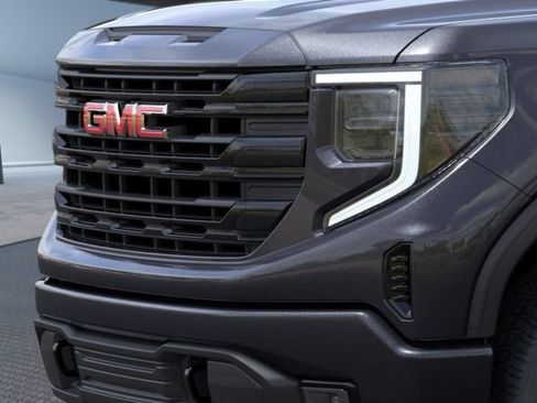 Used 2026 GMC Sierra 1500 Elevation AWD/4WD image 13