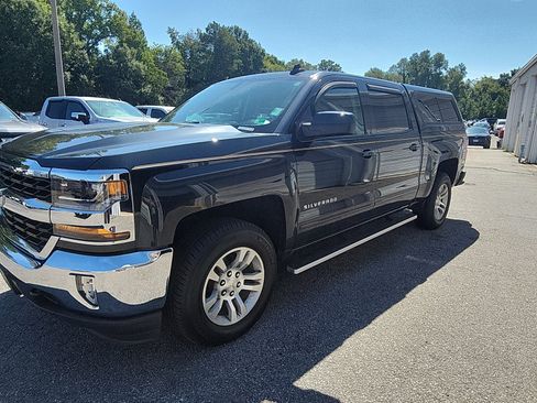 Used 2018 Chevrolet Silverado 1500 LT w/ All Star Edition AWD/4WD image 1