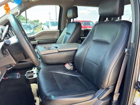 Used 2015 Ford F150 4x4 SuperCrew image 12