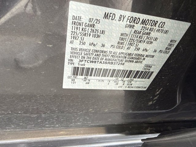 Used 2025 Ford Maverick Lobo AWD/4WD image 18