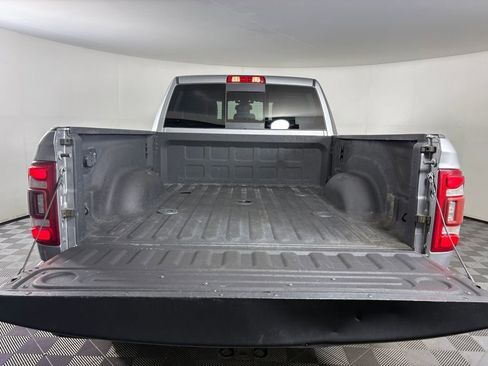 Used 2022 RAM 2500 Laramie AWD/4WD image 30