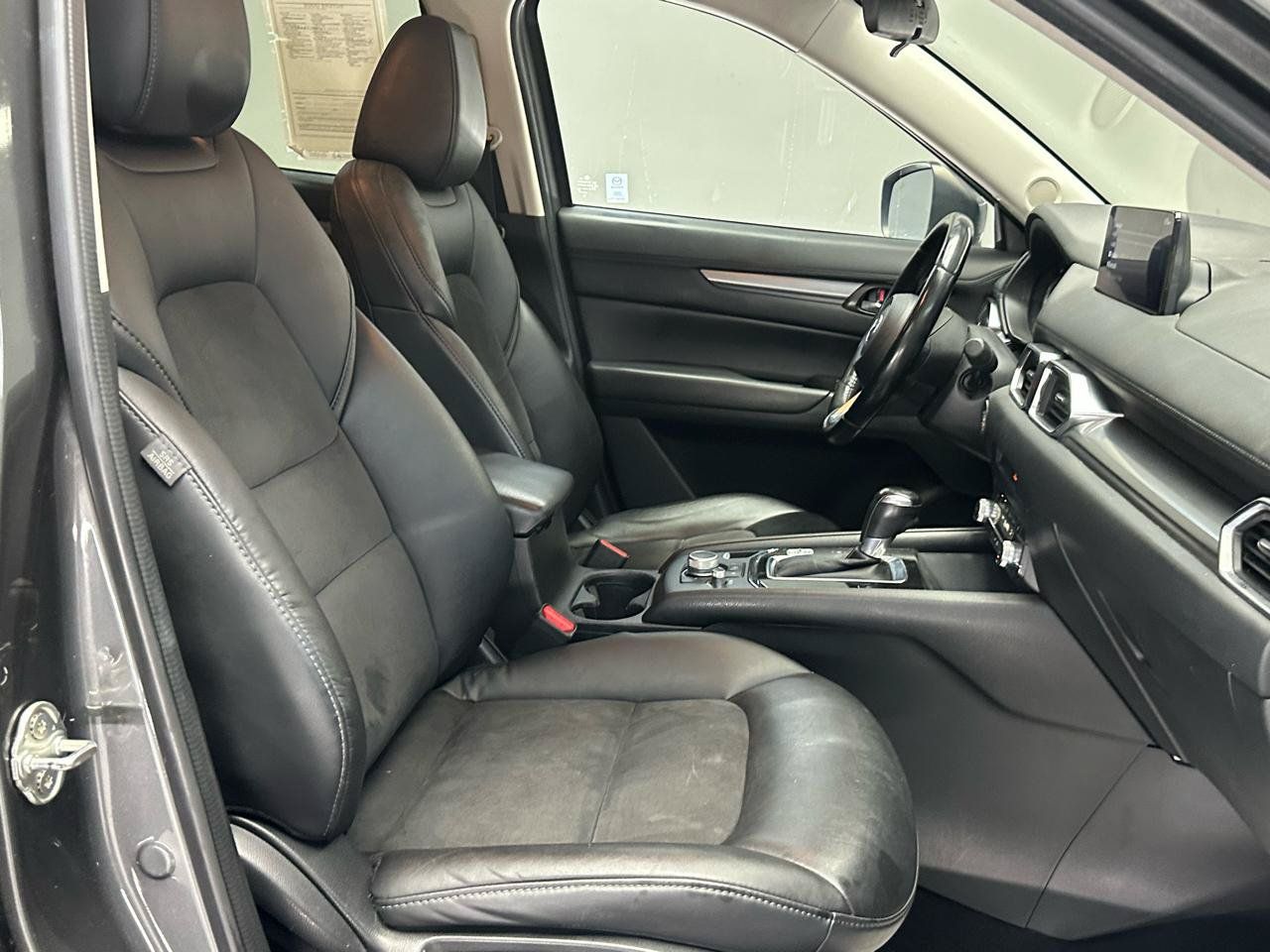 Used 2021 MAZDA CX-5 Touring AWD/4WD image 10