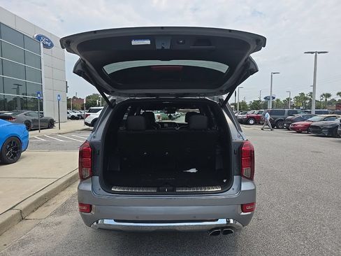 Used 2020 Hyundai Palisade Limited FWD image 6