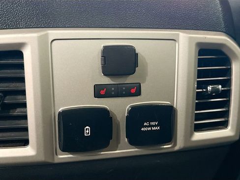 Used 2019 Ford F150 Lariat w/ Equipment Group 502A Luxury image 27