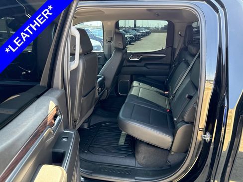Used 2023 GMC Sierra 1500 SLT AWD/4WD image 6