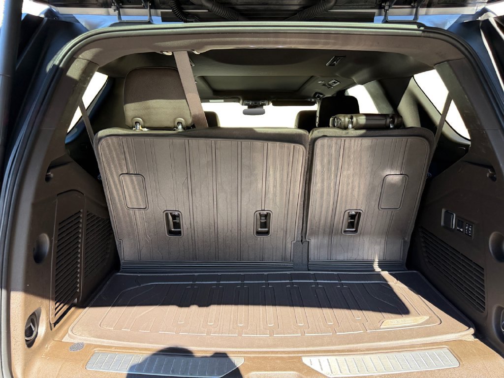 Used 2024 GMC Yukon Denali AWD/4WD image 18