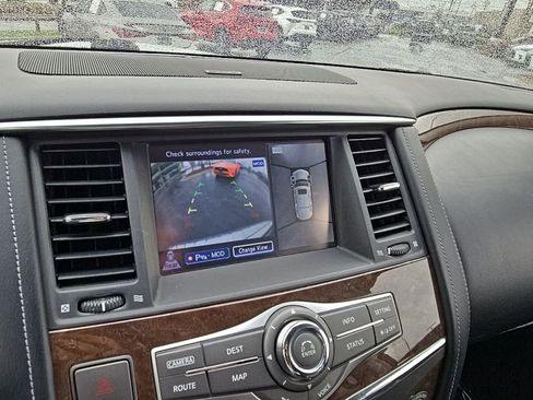 Used 2017 INFINITI QX80 4WD image 29