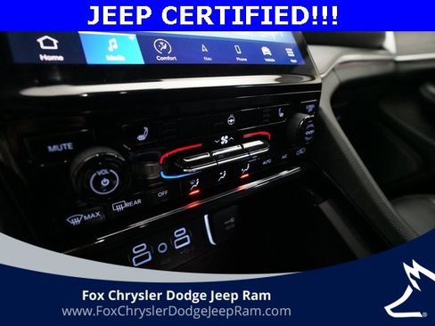 Certified 2023 Jeep Grand Cherokee L Limited image 21