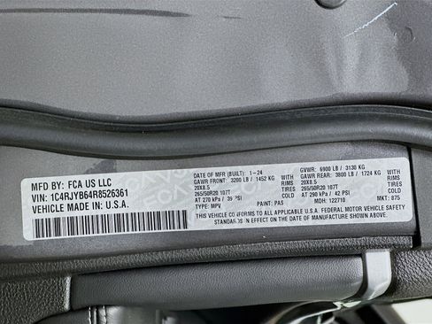 Used 2024 Jeep Grand Cherokee Limited 4xe image 12