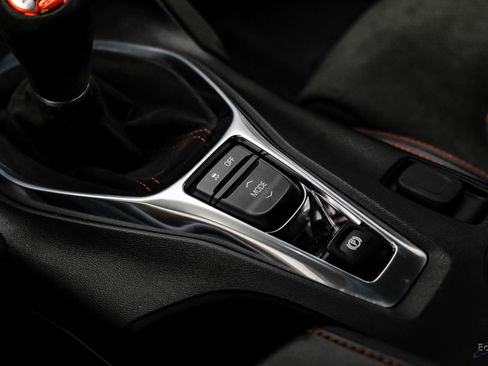 Used 2018 Chevrolet Camaro ZL1 RWD image 53