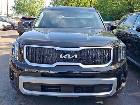 New 2025 Kia Telluride EX image 2