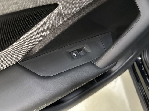 New 2025 Volkswagen Tiguan S image 24