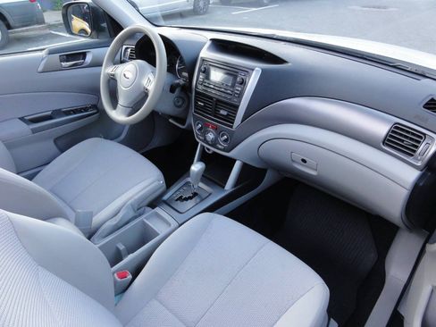 Used 2012 Subaru Forester 2.5X Premium AWD/4WD image 13