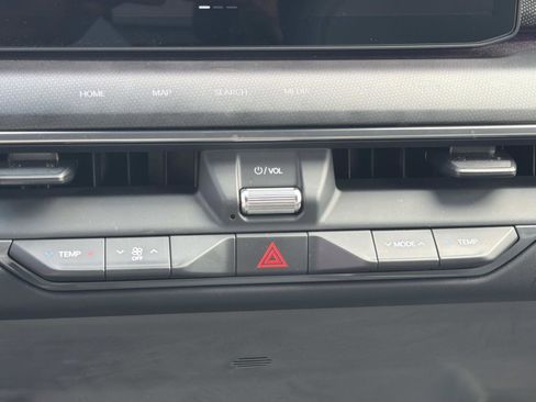 Used 2025 Kia EV9 GT-Line image 14