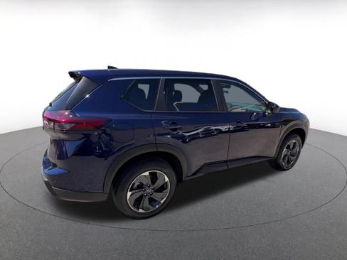 Used 2025 Nissan Rogue SV FWD image 14