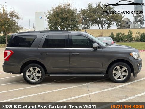 Used 2019 Ford Expedition XLT w/ Equipment Group 202A image 7