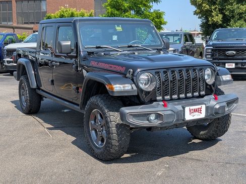 Used 2023 Jeep Gladiator Rubicon w/ Cold Weather Group AWD/4WD image 33