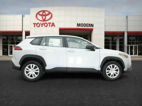 New 2026 Toyota Corolla Cross L image 30