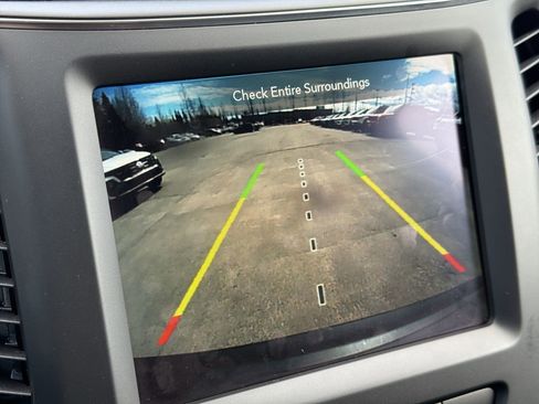 Used 2023 Jeep Cherokee Altitude Lux AWD/4WD image 17
