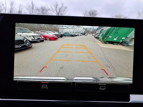 Used 2023 GMC Sierra 1500 SLE image 27