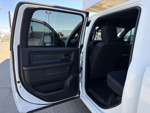 Used 2024 RAM 2500 Tradesman AWD/4WD image 7