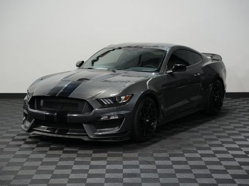 Used 2019 Ford Mustang Shelby GT350 w/ Technology Package image 3