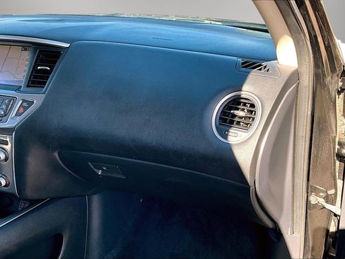 Used 2018 Nissan Pathfinder SL w/ Midnight Edition Package image 26