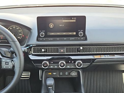 Used 2025 Honda Civic Sport image 21