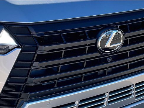 Used 2025 Lexus GX 550 AWD/4WD image 29