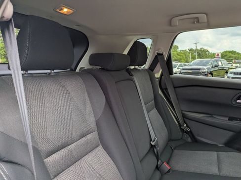 Used 2024 Nissan Rogue SV AWD/4WD image 29