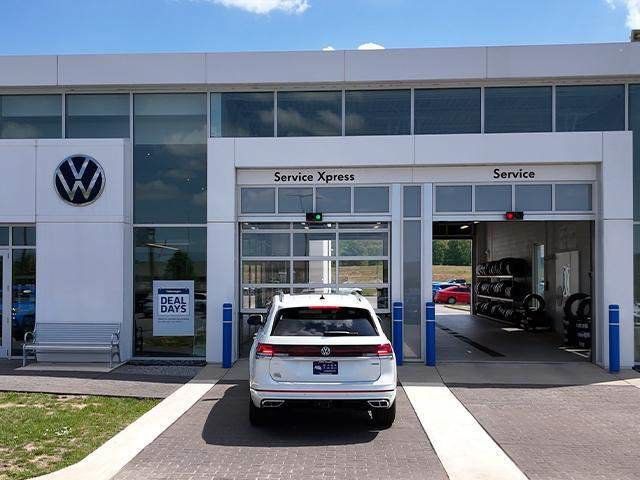 Used 2018 Kia Sedona EX FWD image 8