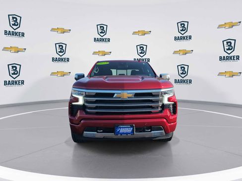 Used 2025 Chevrolet Silverado 1500 High Country AWD/4WD image 3