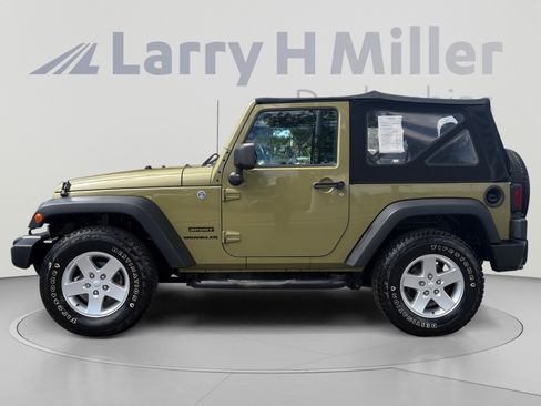 Used 2013 Jeep Wrangler Sport AWD/4WD image 2