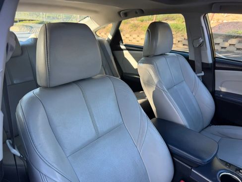 Used 2013 Toyota Avalon Limited FWD image 21