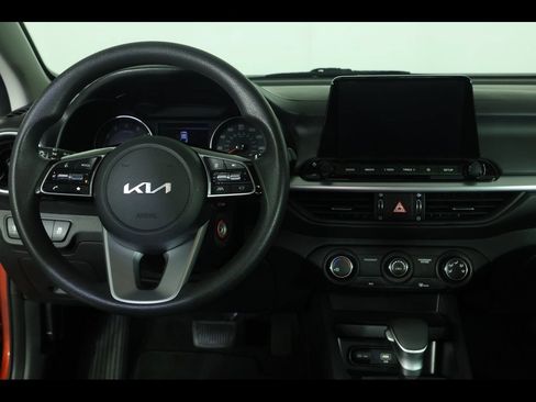 Used 2023 Kia Forte LXS FWD image 11