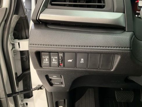 New 2026 Honda Odyssey EX-L image 9
