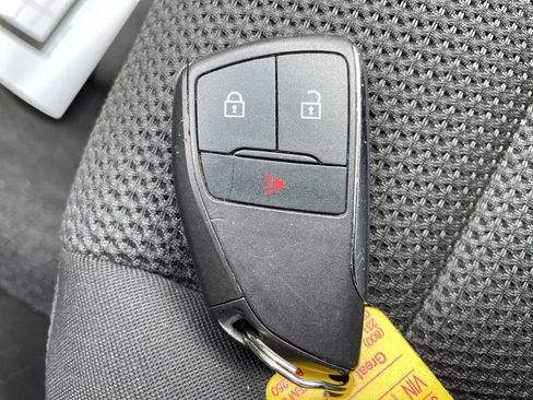 Used 2023 Chevrolet Colorado LT w/ LT Convenience Package AWD/4WD image 23