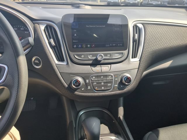 Used 2025 Chevrolet Malibu LT FWD image 21