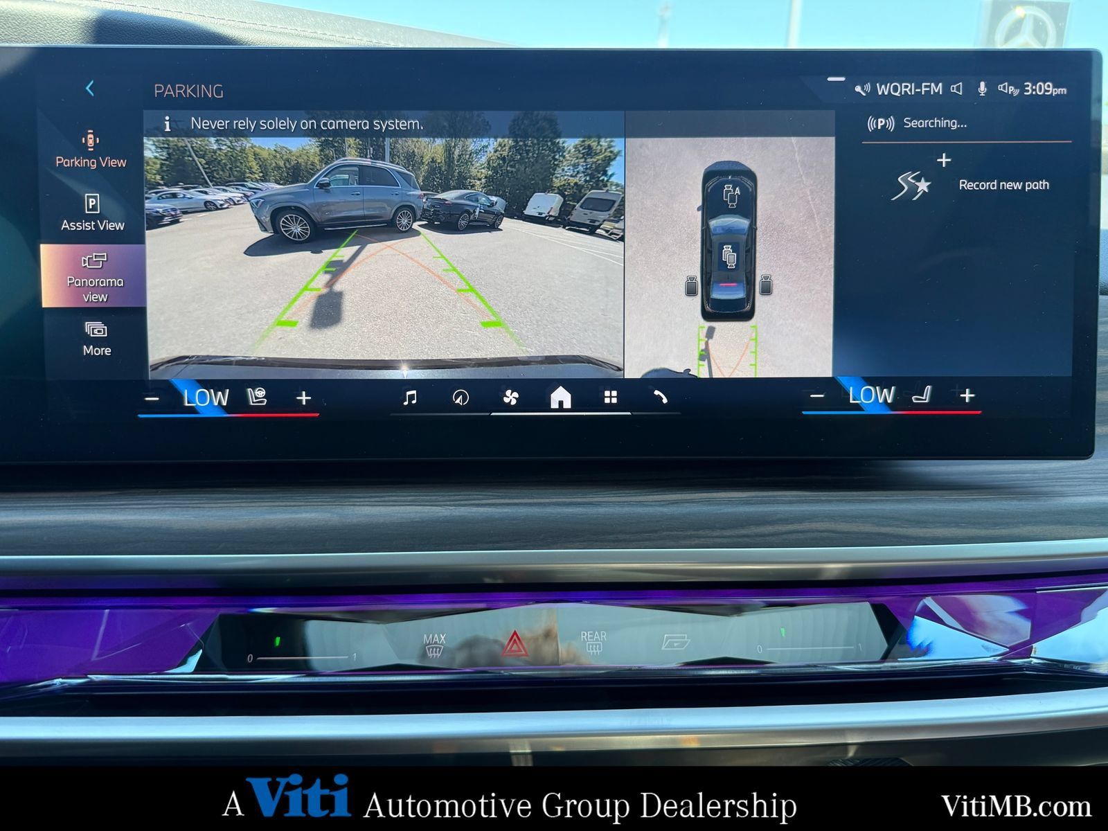 Used 2025 BMW 740i xDrive AWD/4WD image 34