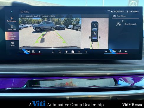 Used 2025 BMW 740i xDrive AWD/4WD image 34