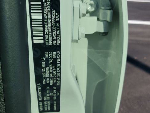 Used 2023 Jeep Renegade Latitude w/ Sun/Sound Group image 24