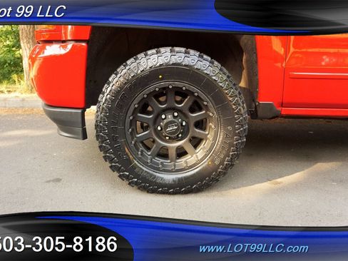 Used 2018 Chevrolet Silverado 1500 LT w/ All Star Edition image 36