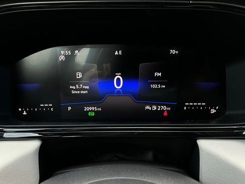 Used 2025 Volkswagen Taos S image 36