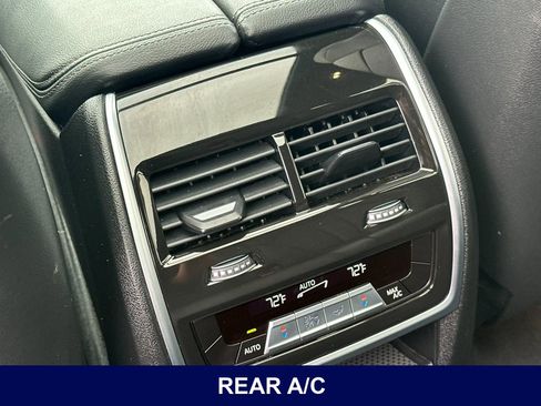 Used 2021 BMW X7 M50i AWD/4WD image 15