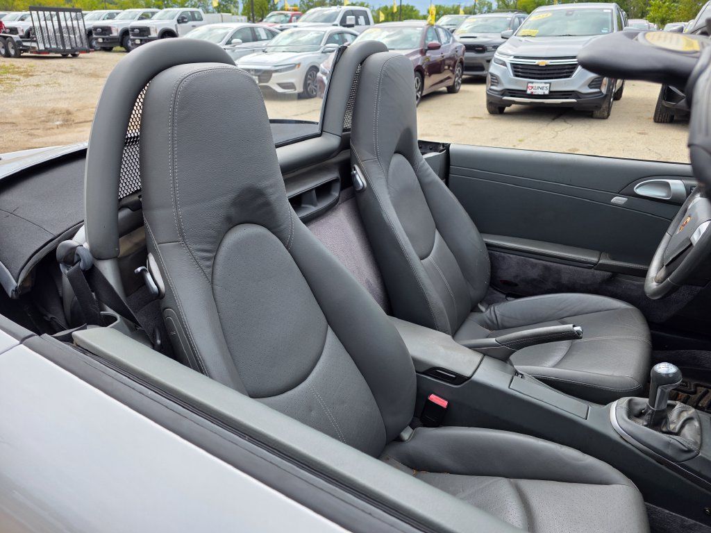Used 2005 Porsche Boxster S RWD image 22