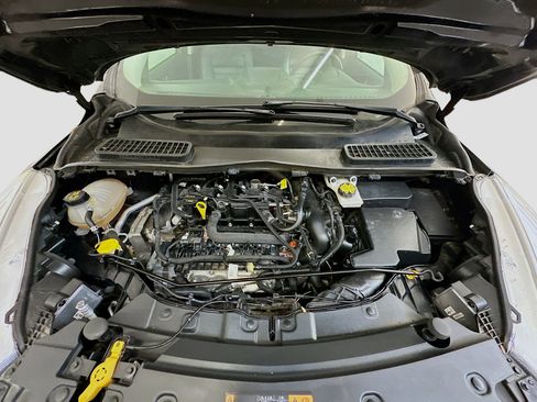 Used 2019 Ford Escape SEL image 35