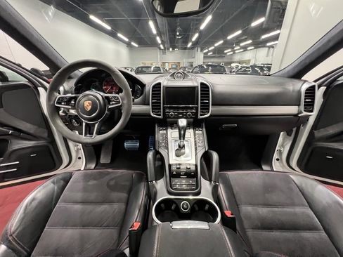 Used 2016 Porsche Cayenne GTS image 45