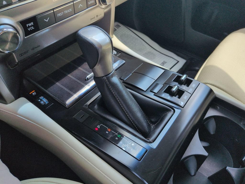 Used 2021 Lexus GX 460 Premium w/ Premium Package AWD/4WD image 24