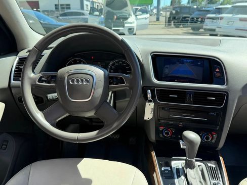 Used 2011 Audi Q5 2.0T Premium Plus AWD/4WD image 25