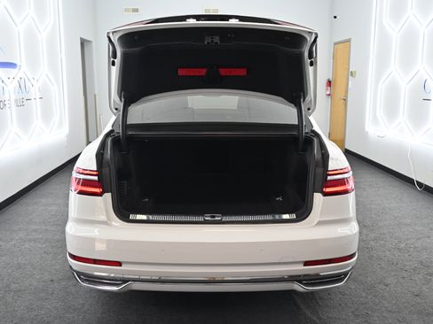 Used 2021 Audi A8 L 3.0T image 44